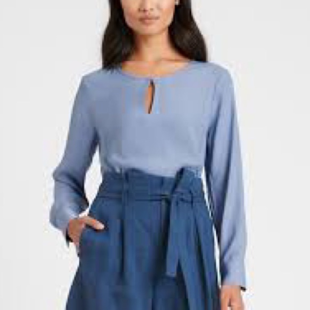 Banana Republic Keyhole Blouse Fluid Twill Sz L